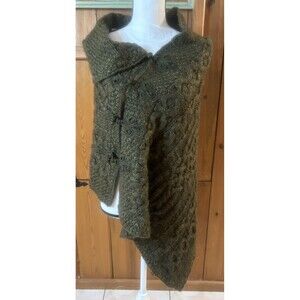 Soft Surroundings Women’s Poncho Style Sweater. Small. Wool & Alpaca.